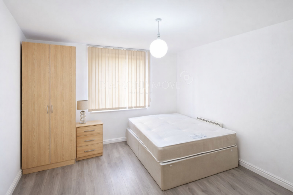 Apartment in London, Osterley - View 4