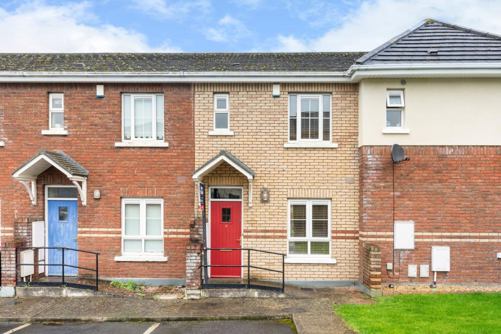 Main image of property: 4 Mount Eustace Close, Tyrrelstown, Dublin 15, D15 N7V2