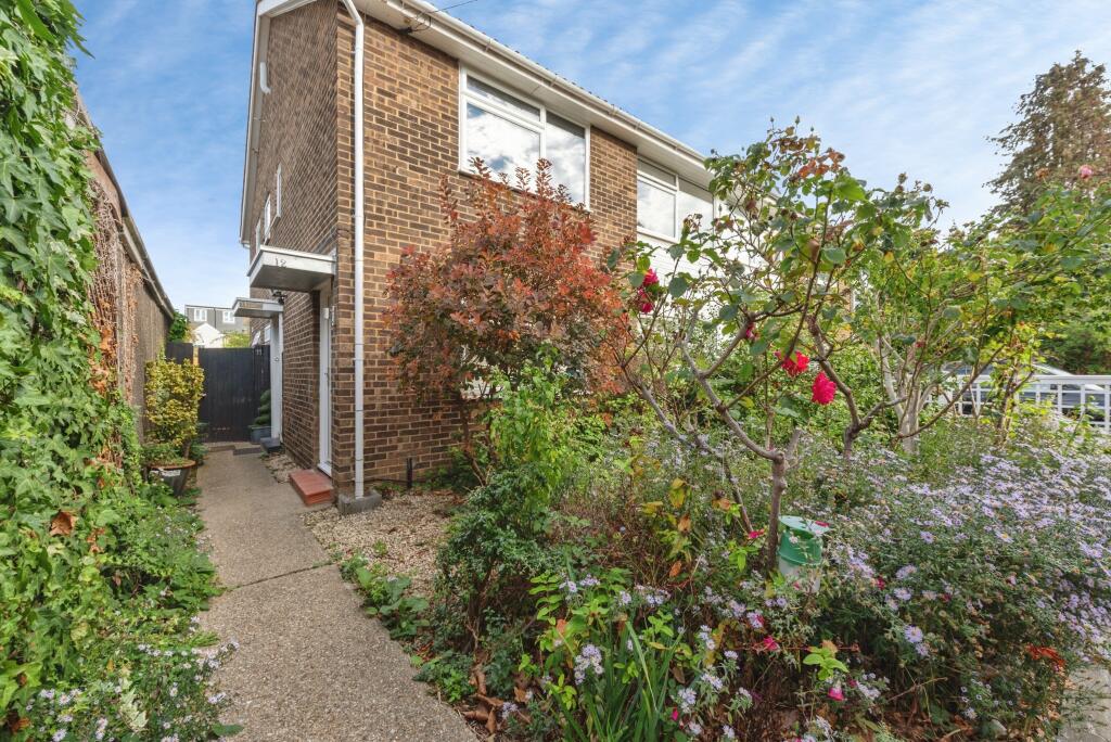 Apartment in Twickenham