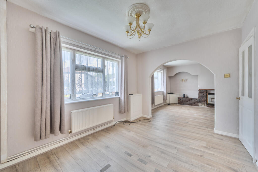 Wrens Hill Road, Dudley, DY1 3 photo 3