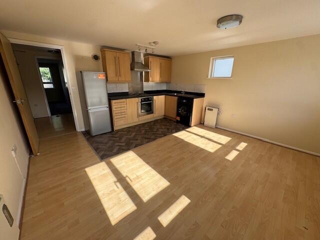Apartment in Bristol - View 2