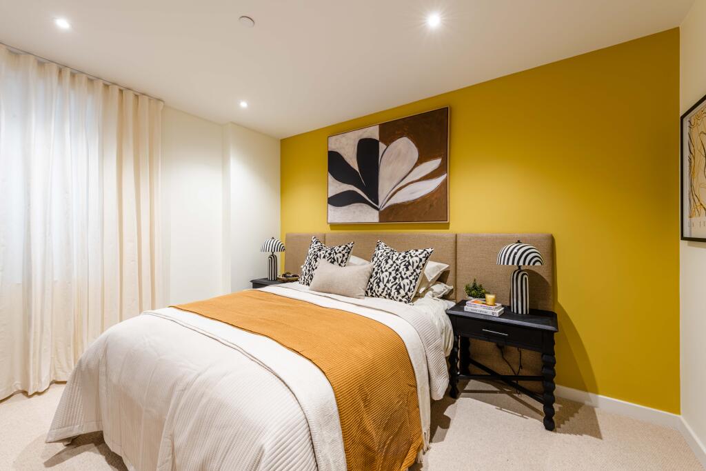 Apartment in Harrow - View 5