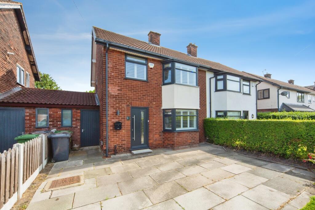 Main image of property: Edge Lane, Thornton, Liverpool, Merseyside, L23