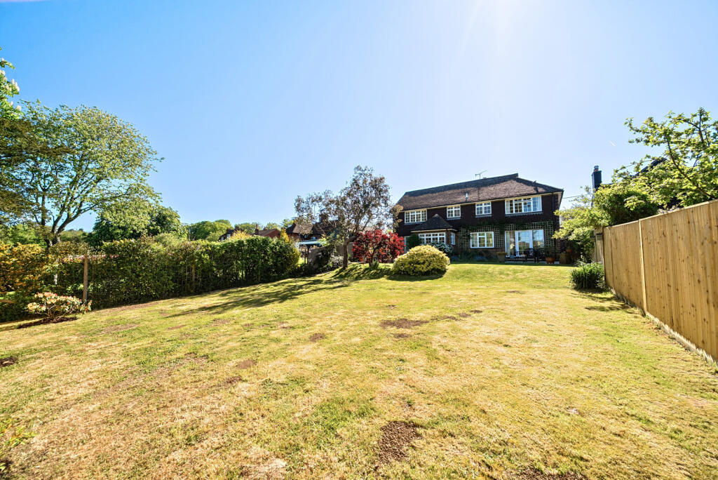 House in Horsham, Rudgwick - View 3