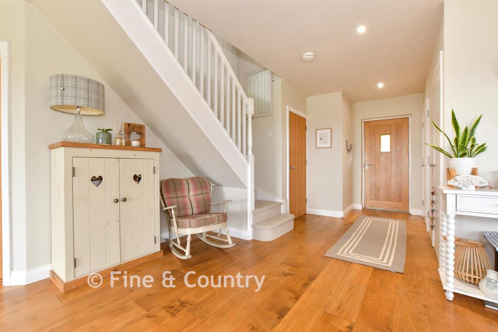 Mersley Downs Road, Downend, Isle of Wight photo 3