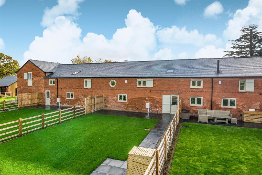 4-bed house on Norbury, Nr Whitchurch, Cheshire., £495,000
