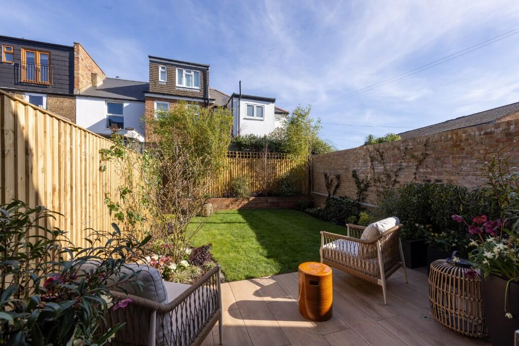 Main image of property: Edwin Road,
Twickenham,
TW2 6SP