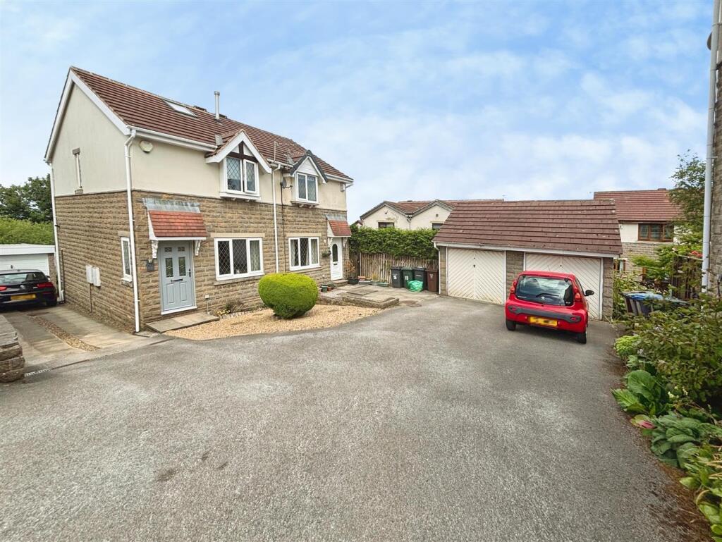 Main image of property: Grayshon Drive, Wibsey, Bradford, BD6 1QF