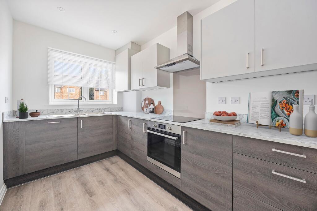 Oak Park Place, Newick, BN8 photo 4