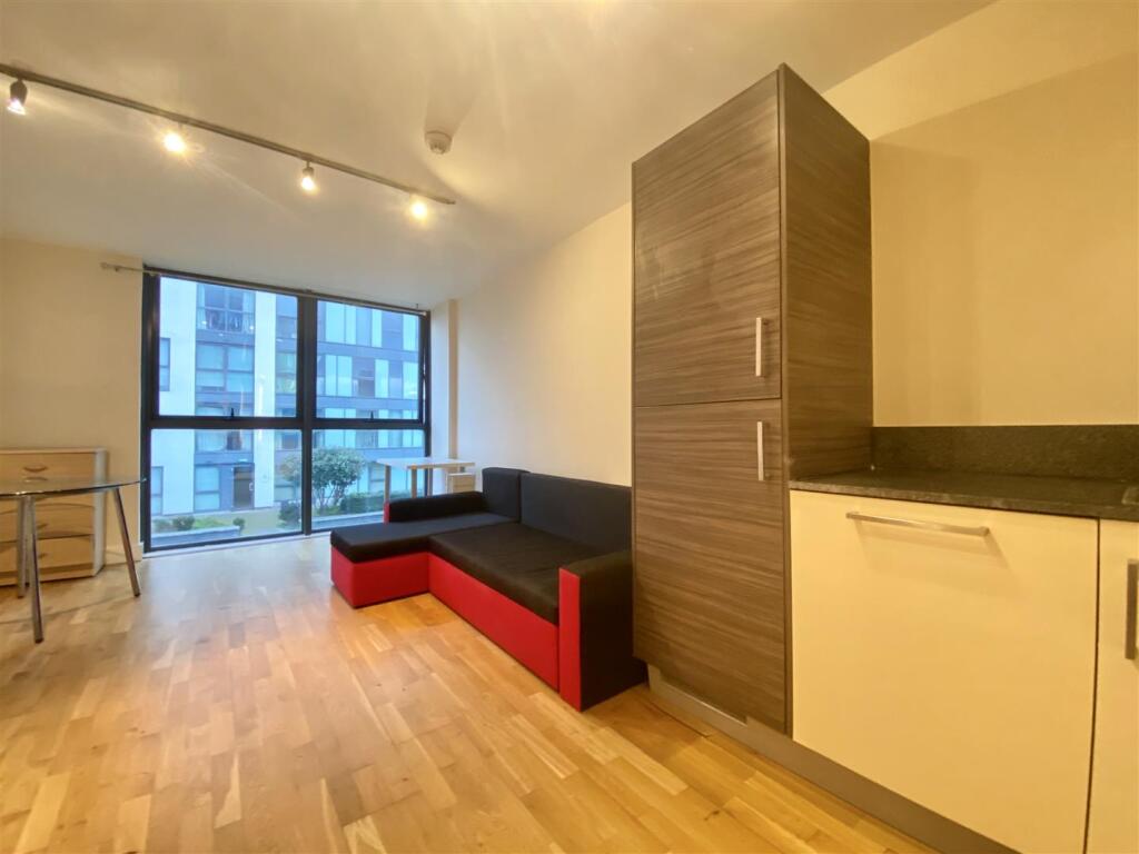Apartment 522, Wicker Riverside, 2 North Bank, S3 8JA photo 3