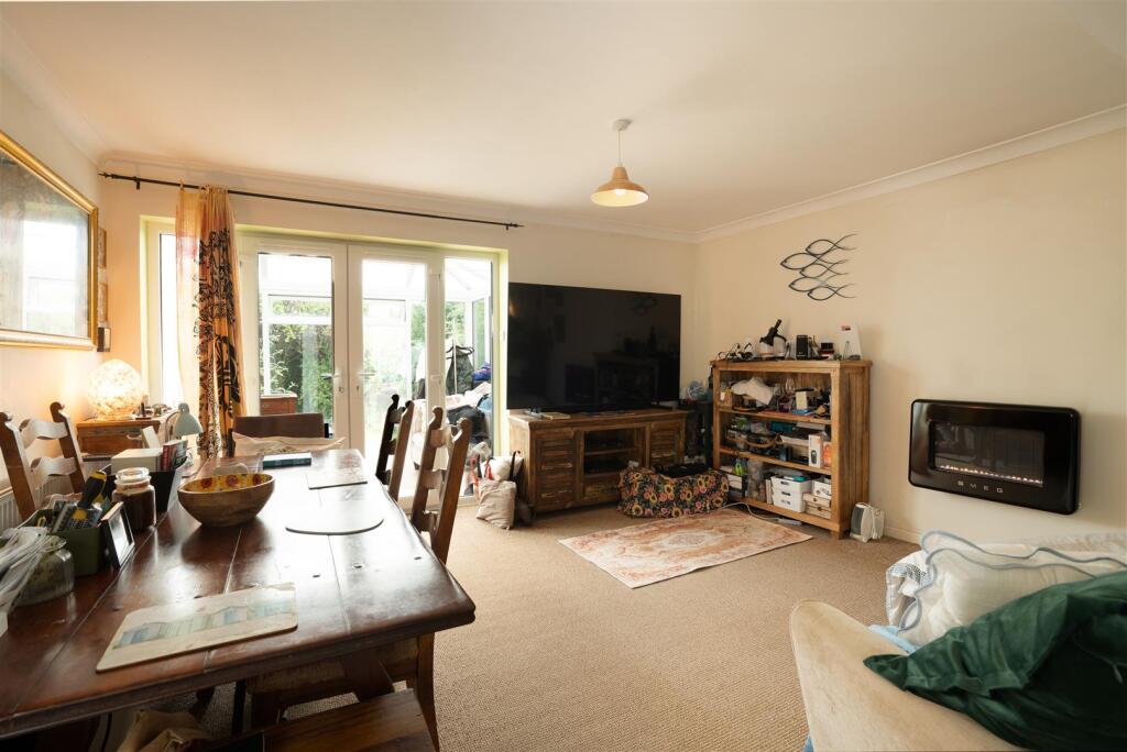 House in Leeds - View 2