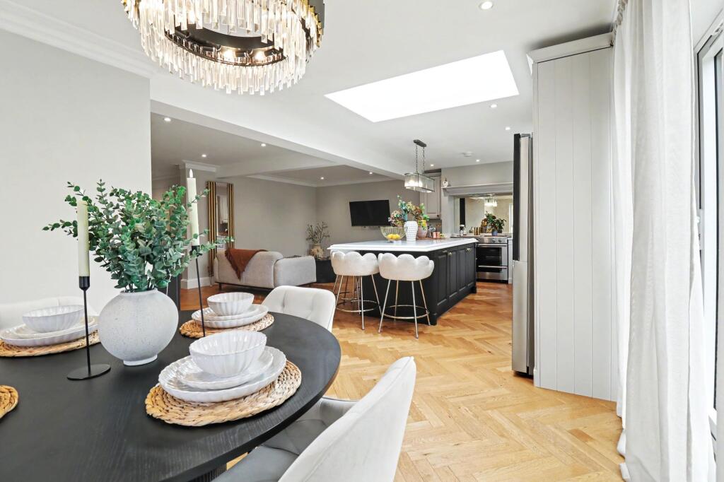 House in Eastleigh, Hound - View 3