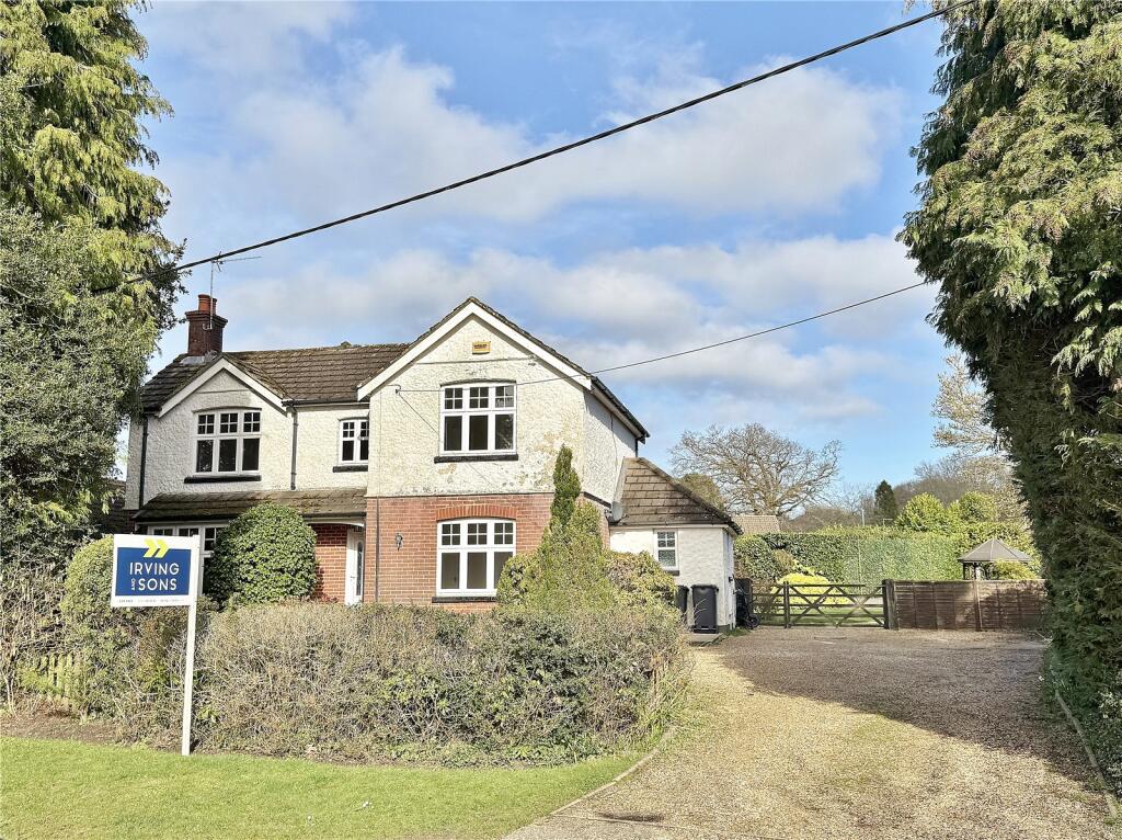 Main image of property: Edmondsham Road, Verwood, Dorset, BH31