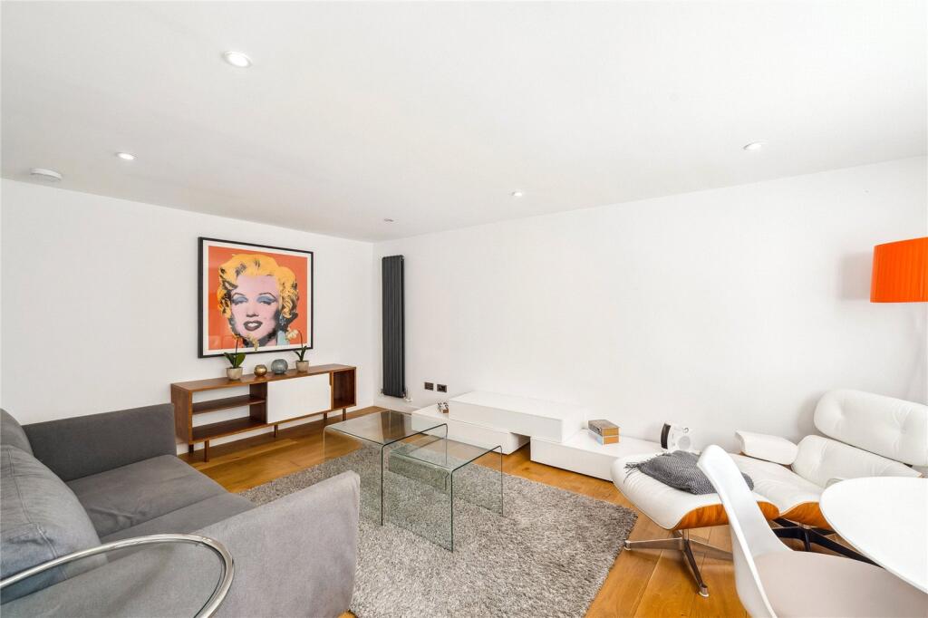 Apartment in London, Paddington - View 3