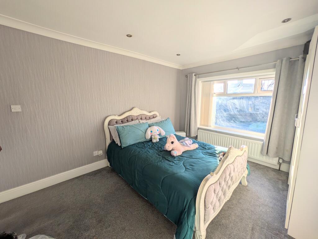 Additional image 19 of Wyke Crescent, Bradford, BD12