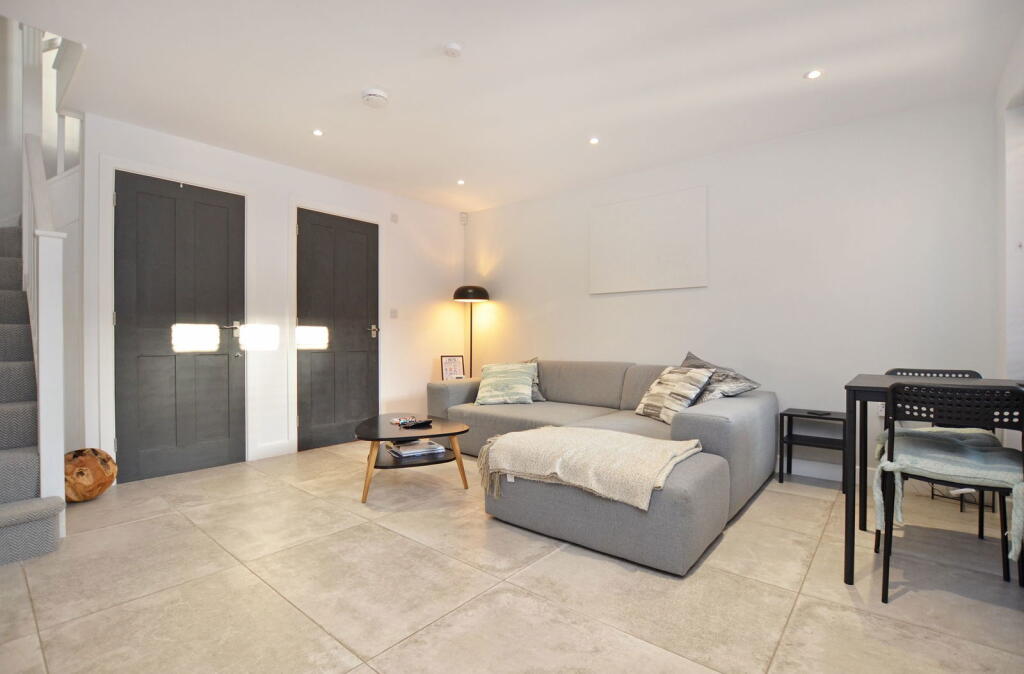 Stunning Quayside Home photo 4