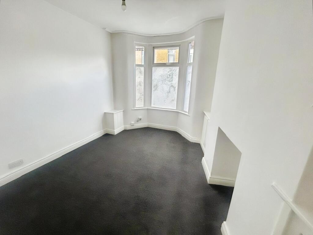 House in Liverpool, Tuebrook - More