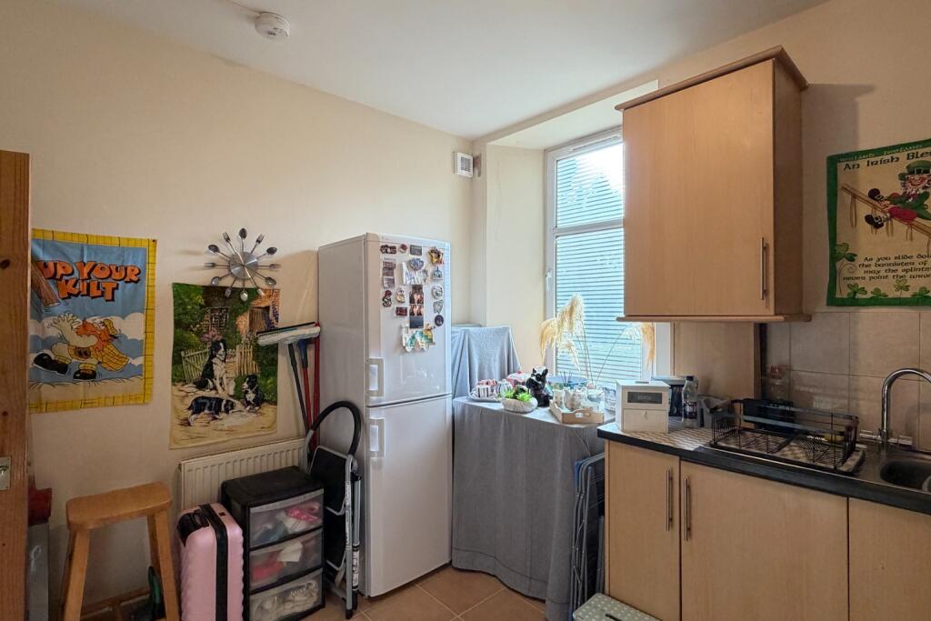 Apartment in Kirkcaldy, Fife - View 5