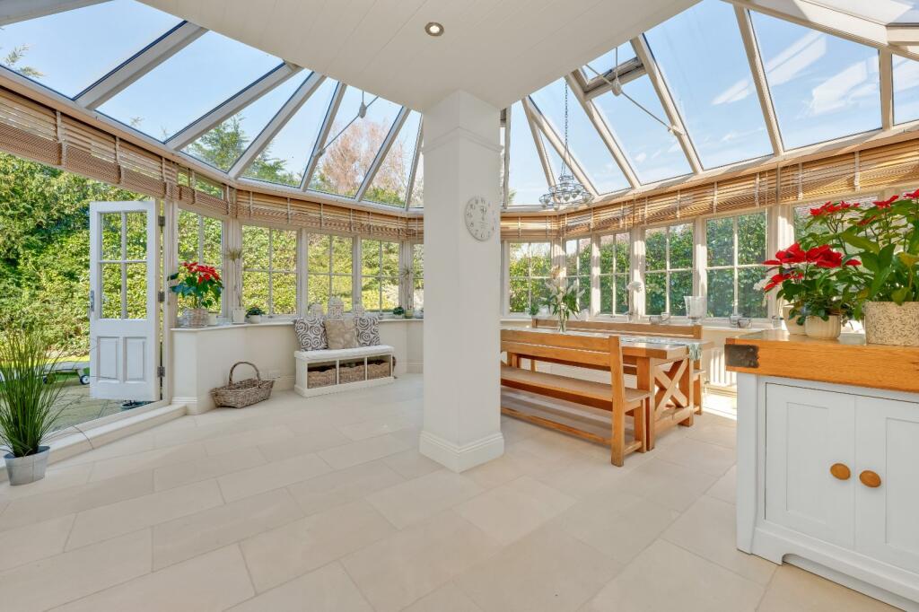 House in Elmbridge, Surrey - View 4