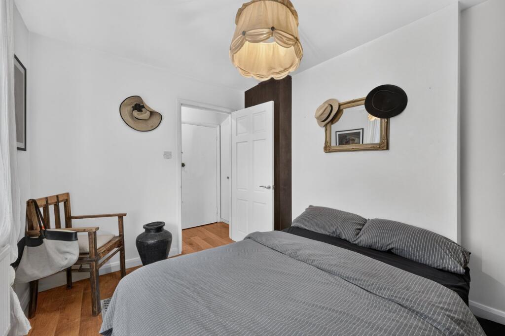 Apartment in London, Queen's Park - View 4