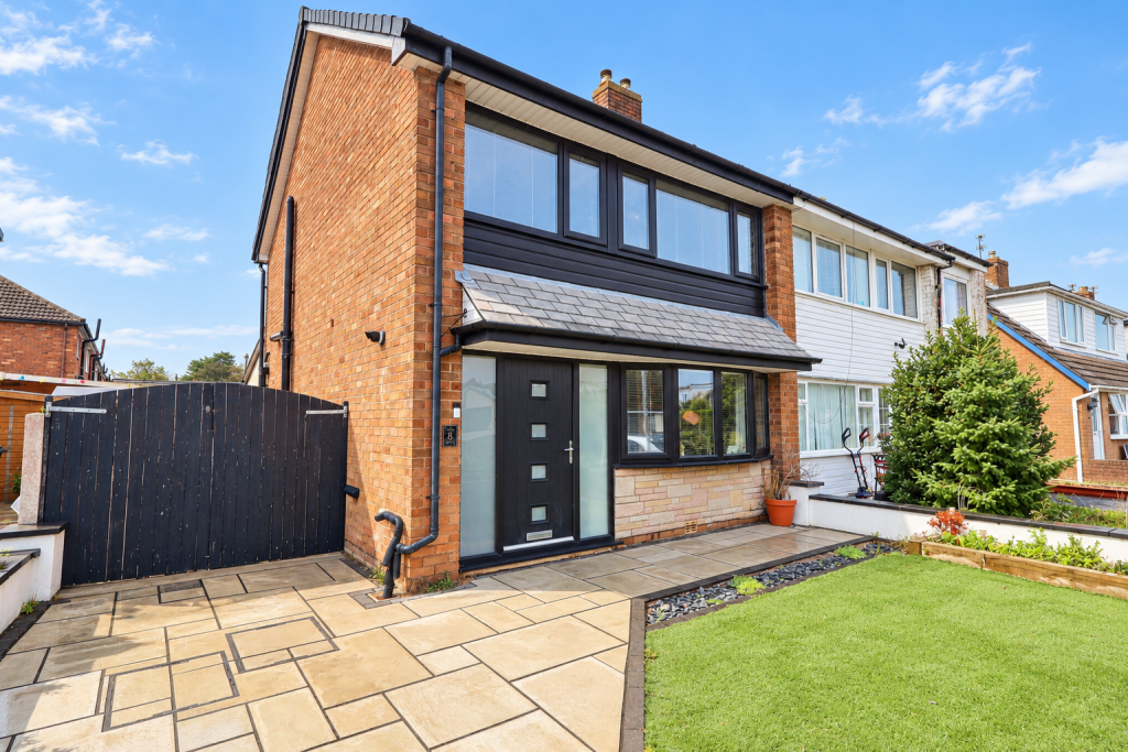 House in Preston - View 3