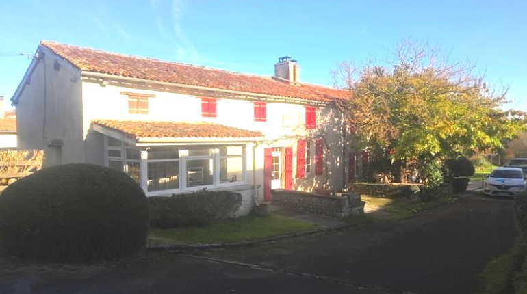 Main image of property: Montmoreau-St-Cybard, Charente, Poitou-Charentes