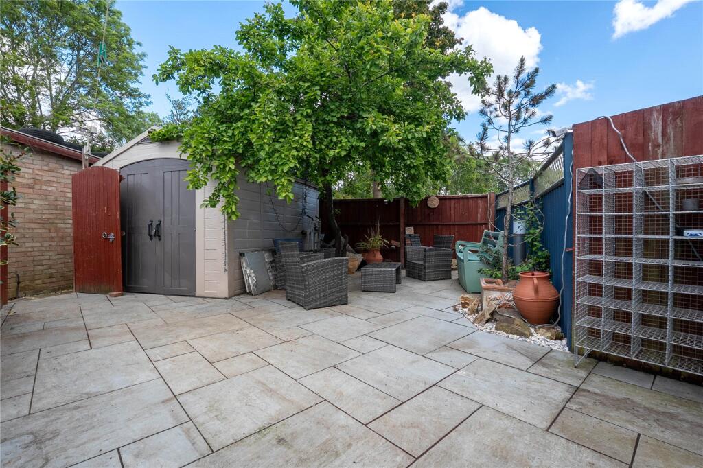 Bushy Close, Bletchley, Milton Keynes, MK3 photo 4
