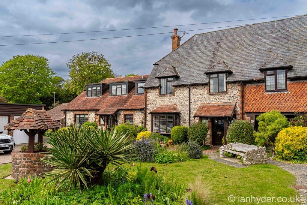 Main image of property: Meadow Vale, Ovingdean Road, Brighton, East Sussex, BN2