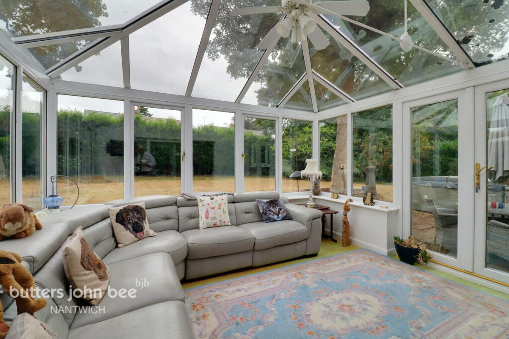 House in Newcastle-under-Lyme, Betley - More