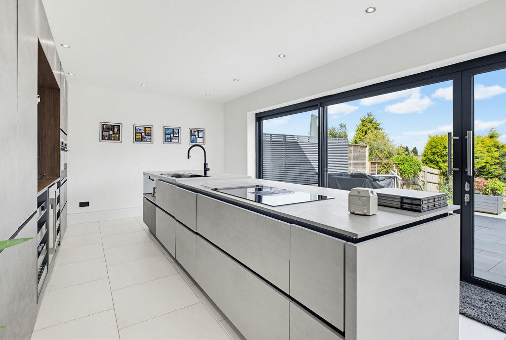 Additional image 15 of Kempson Avenue, Sutton Coldfield, B72 1HQ