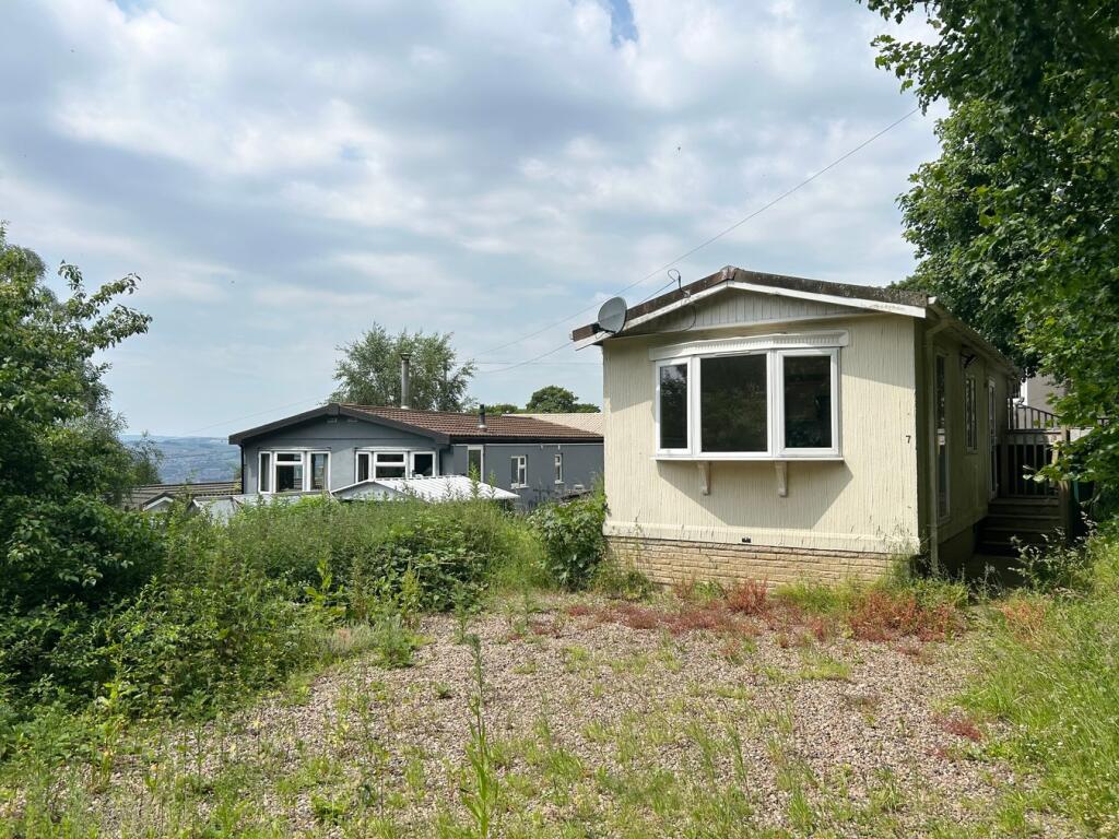 Ilkley Road, Riddlesden, Keighley, BD20