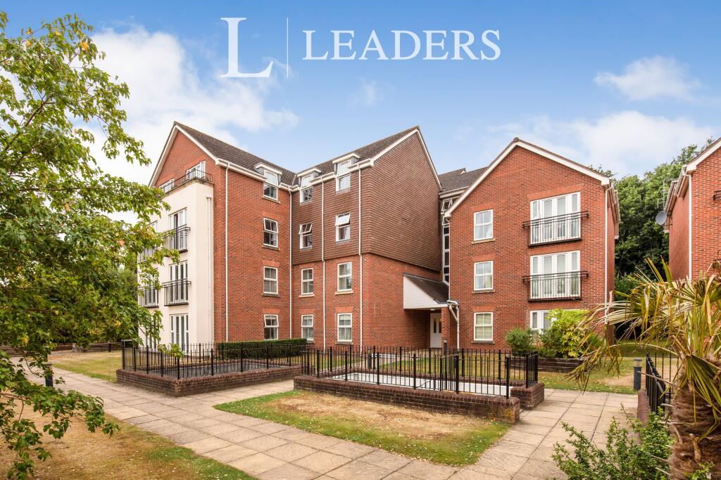 Main image of property: Birch Meadow Close, Warwick, CV34