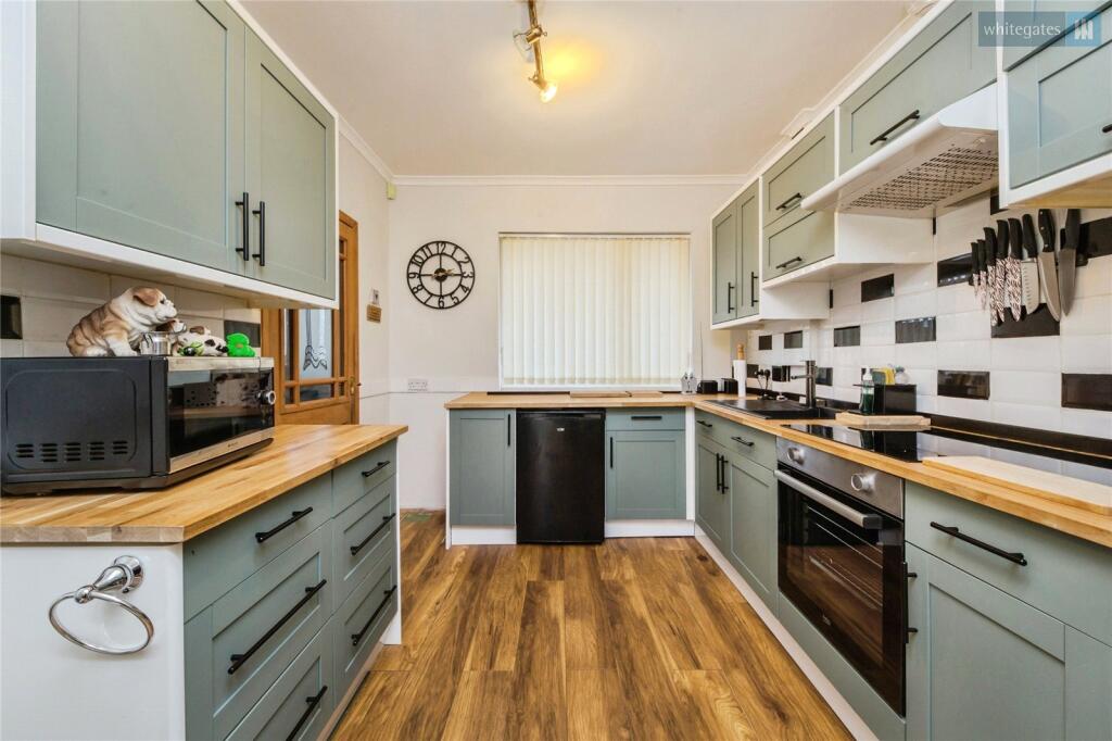Readesdale Avenue, Crewe, Cheshire, CW2 photo 4