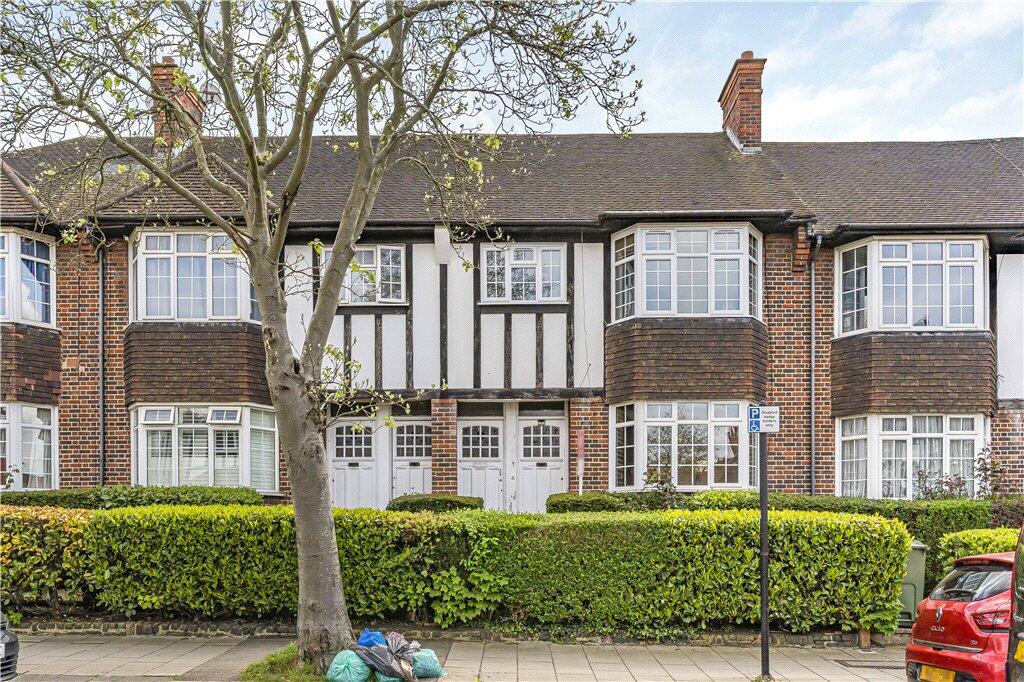 Main image of property: Gracefield Gardens, London, SW16