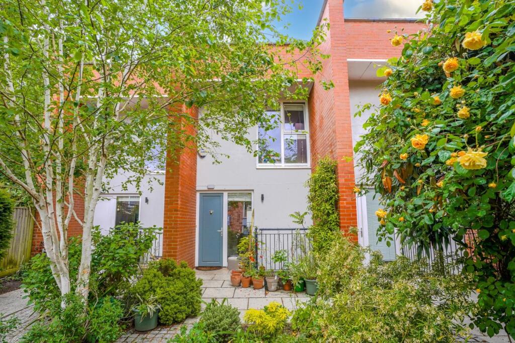 Main image of property: Devonshire Road, Forest Hill, London, SE23