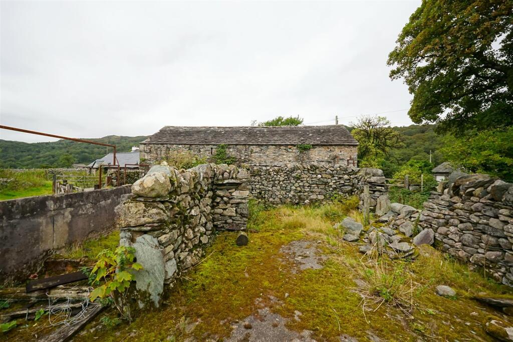 House in Lancaster - More