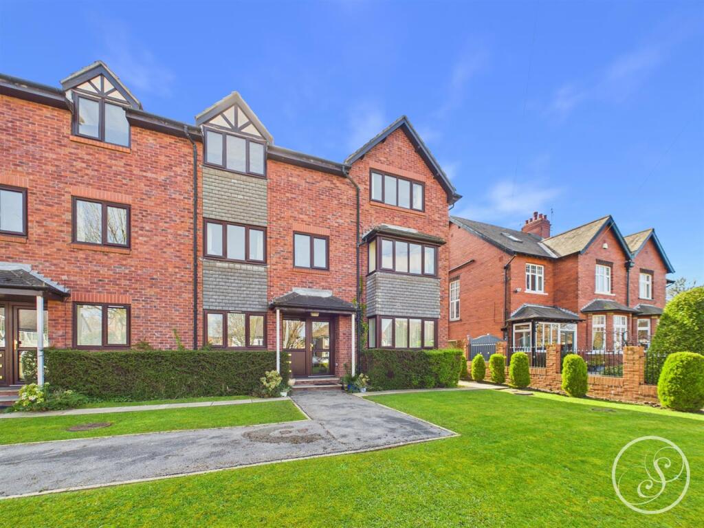 Main image of property: North Park Avenue, Lidgett Park, Leeds