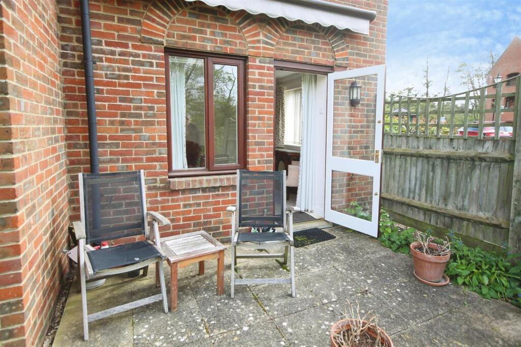 Silk Lane, Twyford, photo 4