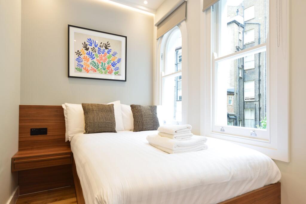 Studio flat for rent