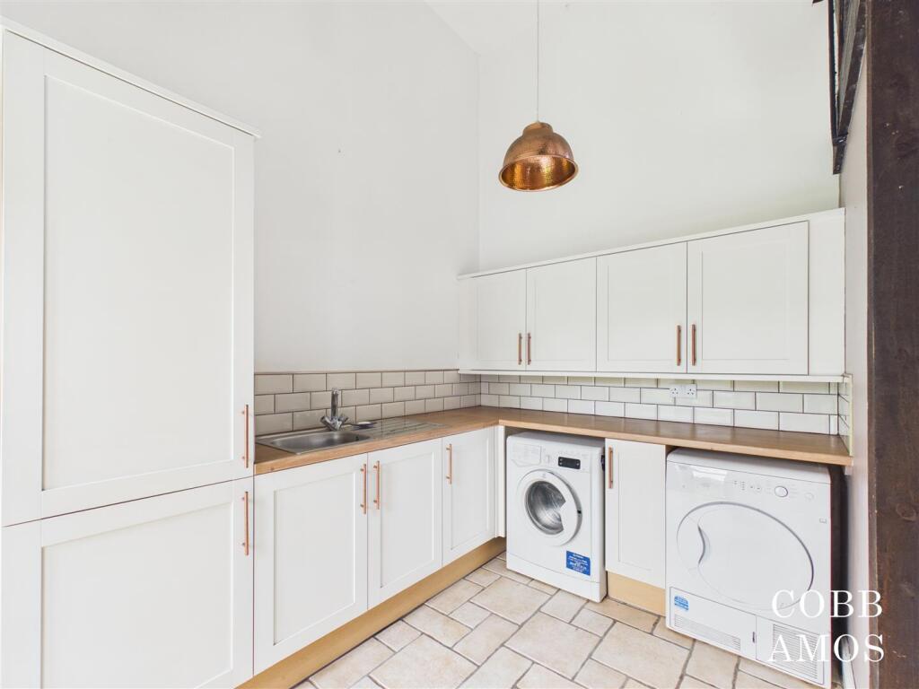 House in Kinnersley, Herefordshire - More