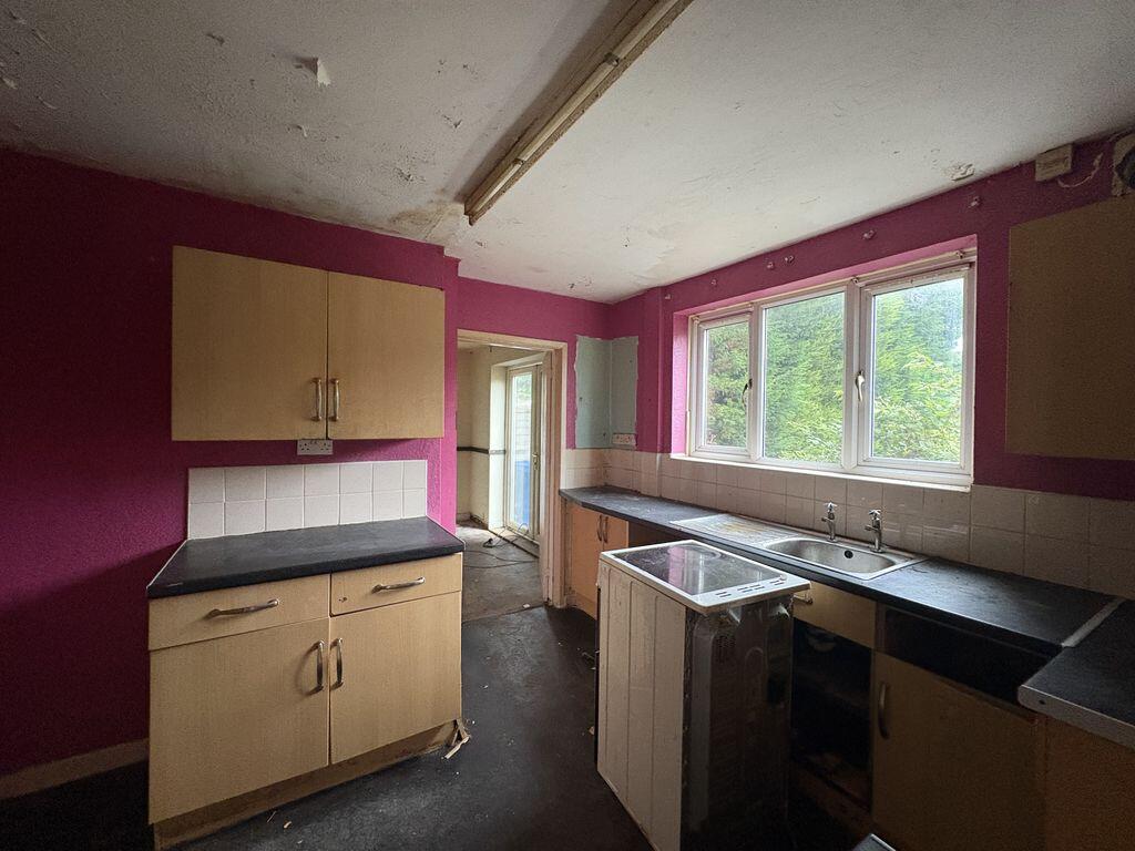 Hawthorne Crescent, Burntwood, WS7 4RZ photo 5