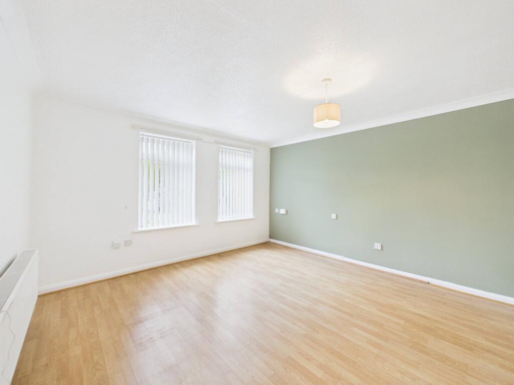Apartment in Chester, Connah's Quay - View 2