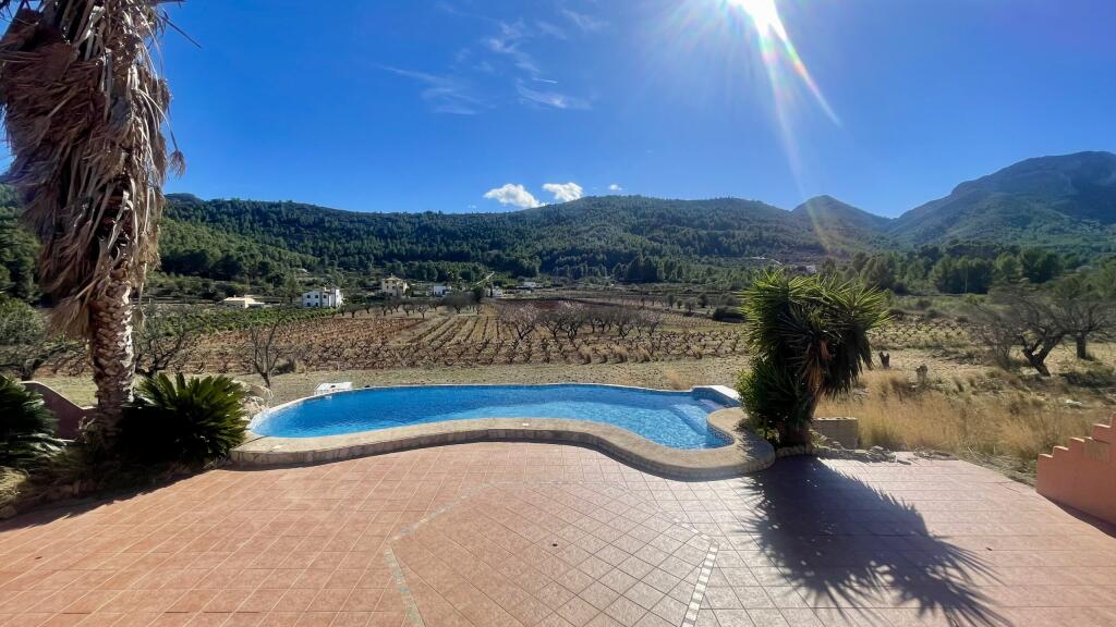 Main image of property: Valencia, Alicante, Jalon