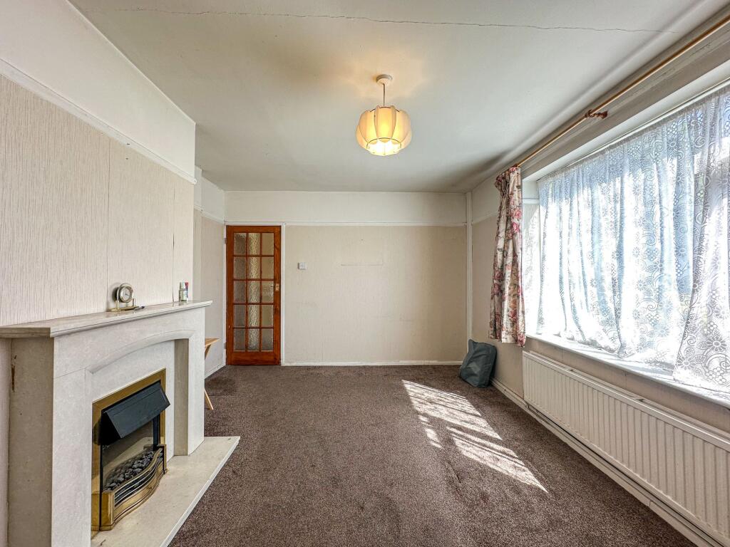 House in Greasby, Liverpool City Region - View 3