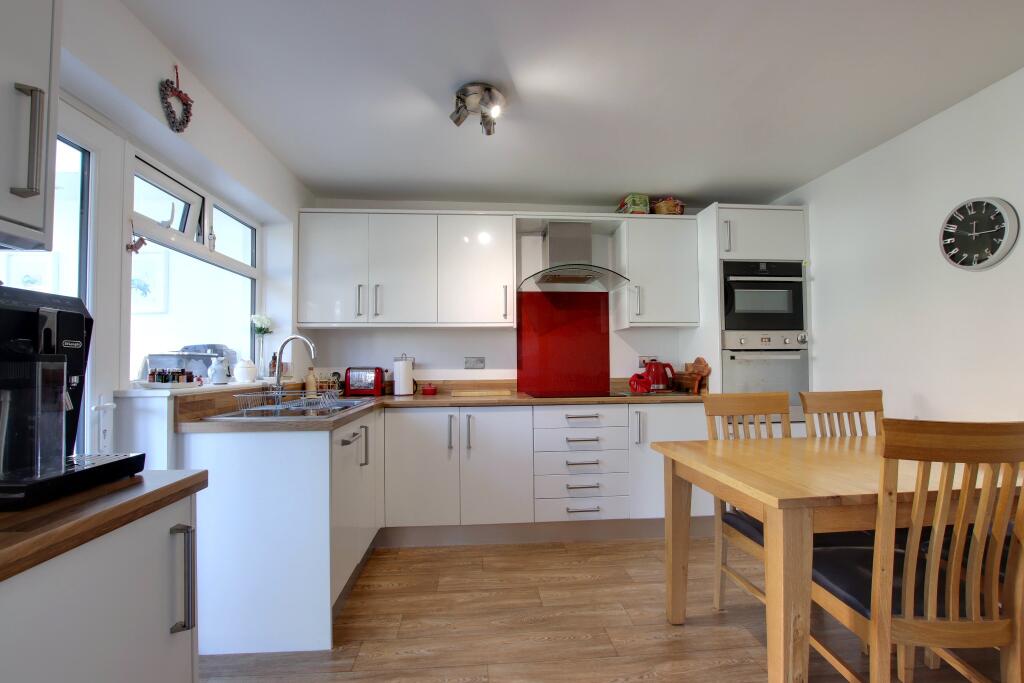 Beaumont Rise, Fareham photo 2