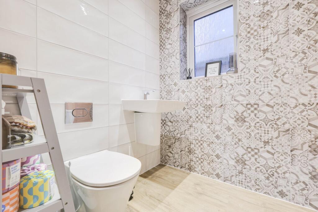 Additional image 9 of West Wood View, Apperley Bridge, Bradford, West Yorkshire, BD10