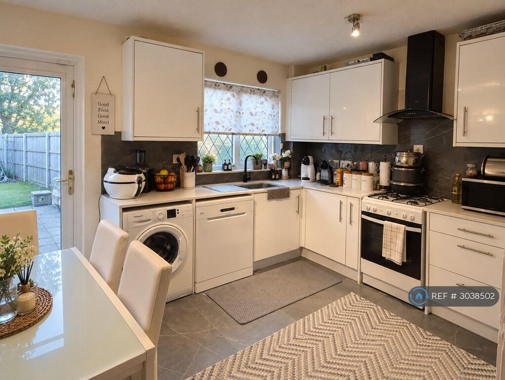 House in Southall - View 5