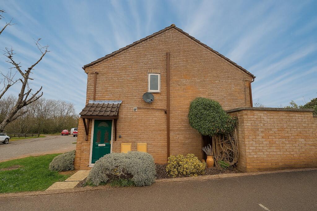 Bluebell Close, Ross-on-Wye, HR9 photo 2