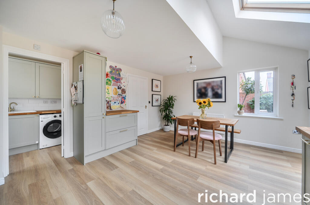 House in Swindon - View 3