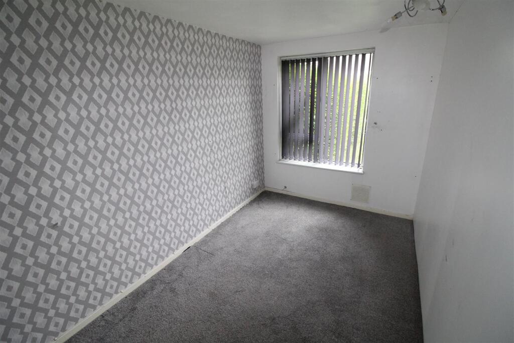 House in Luton - More